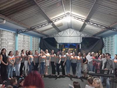 Noite de AutÃ³grafos reuniu centenas de pessoas em Rio Bonito do IguaÃ§u